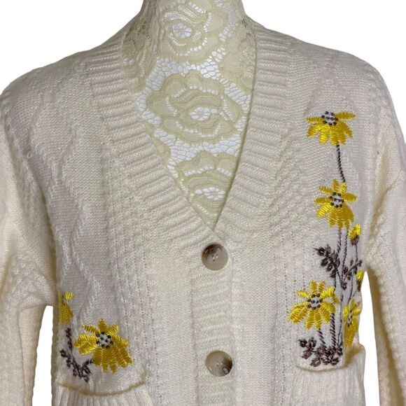 Embroidered Chunky Cardigan Sweater Floral Pockets Cream Yellow S - Picture 4 of 9